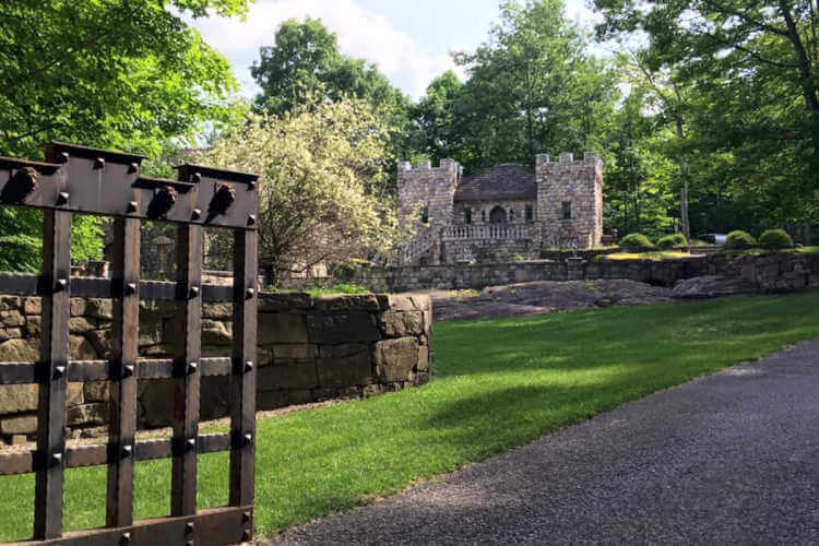 Castle Cottage Lake George New York-Kids Are a Trip