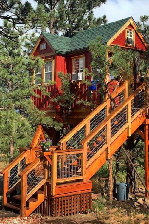 Little Red Treehouse Lyons Colorado