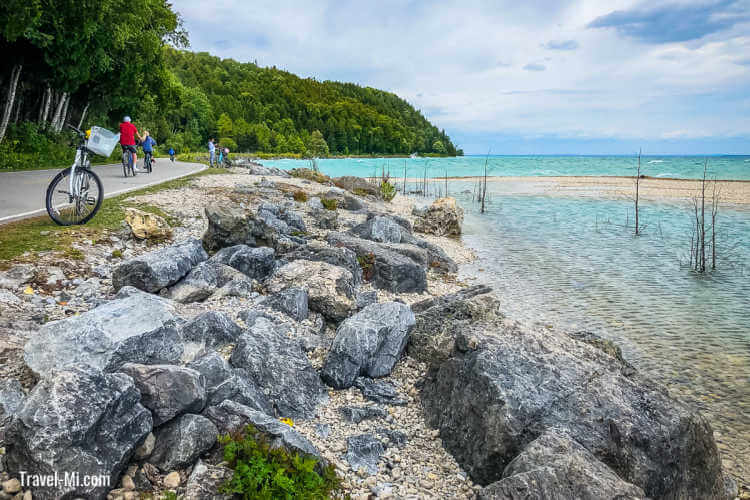 Mackinac-Island-bicycle ride Travel-Mi