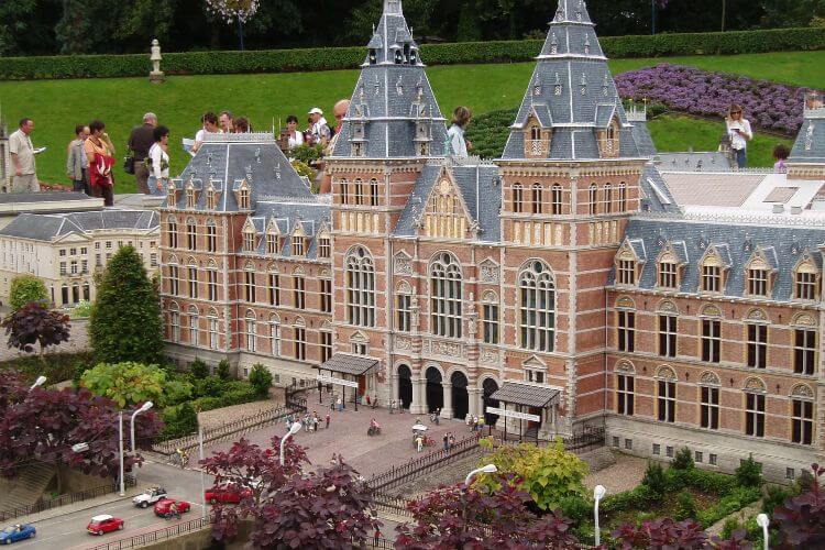 Madurodam-Amusement-Park-The-Hague-Kids-Are-A-Trip